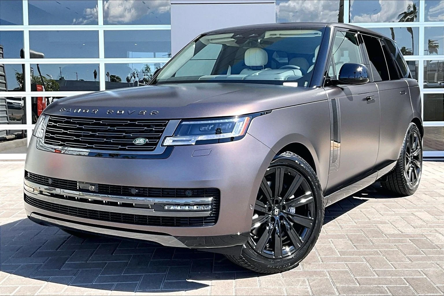 Land Rover Range Rover SE (L460) · Tourmaline Brown Sv Bespoke Ultra Metallic Satin · Indigo Auto Group