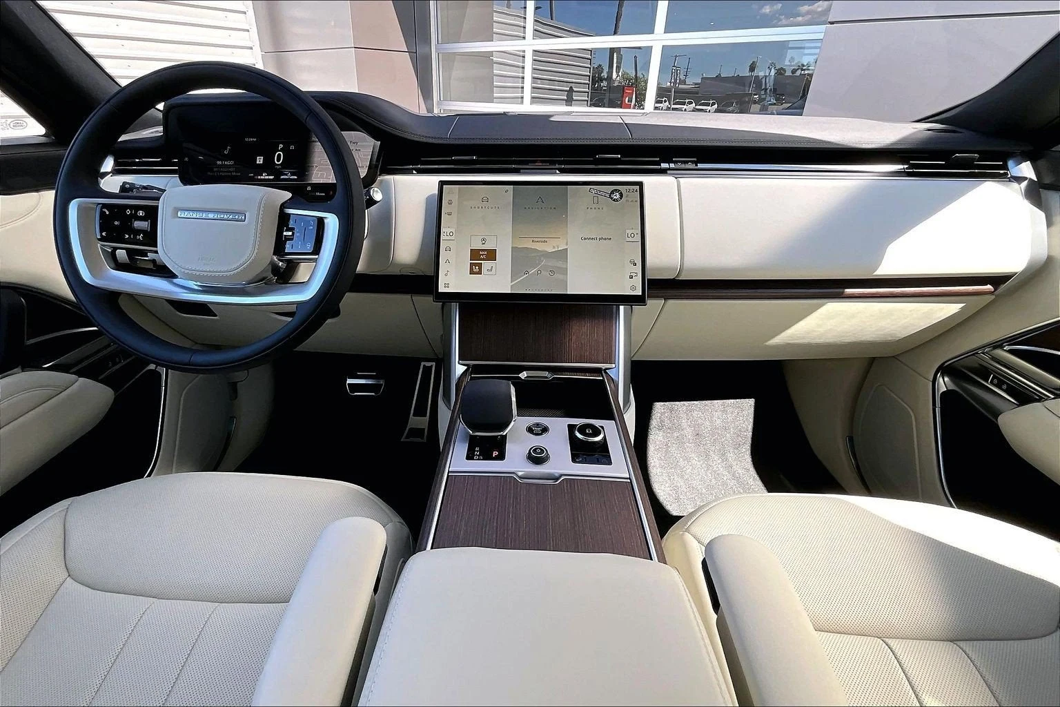 2027 Land Rover Range Rover SE (L460), 5/14