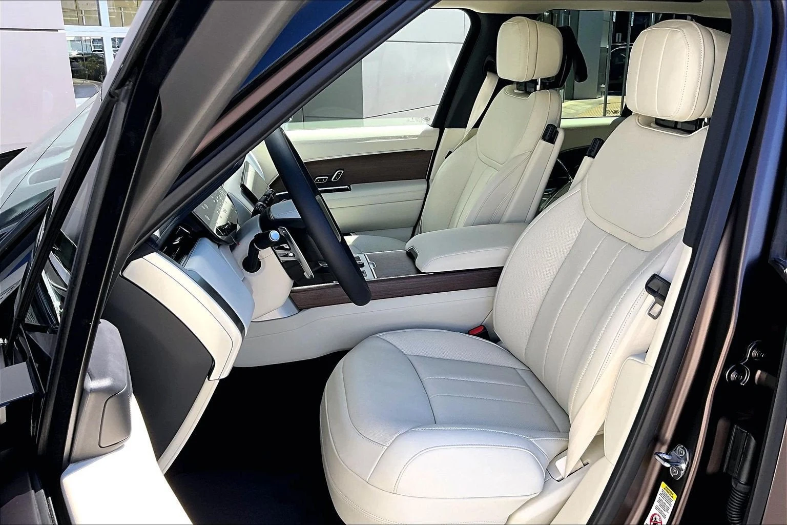 2027 Land Rover Range Rover SE (L460), 9/14