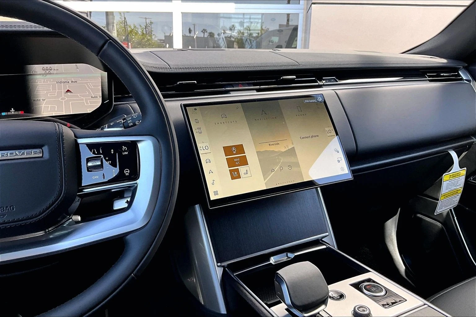 2027 Land Rover Range Rover SE LWB (L460), 7/15
