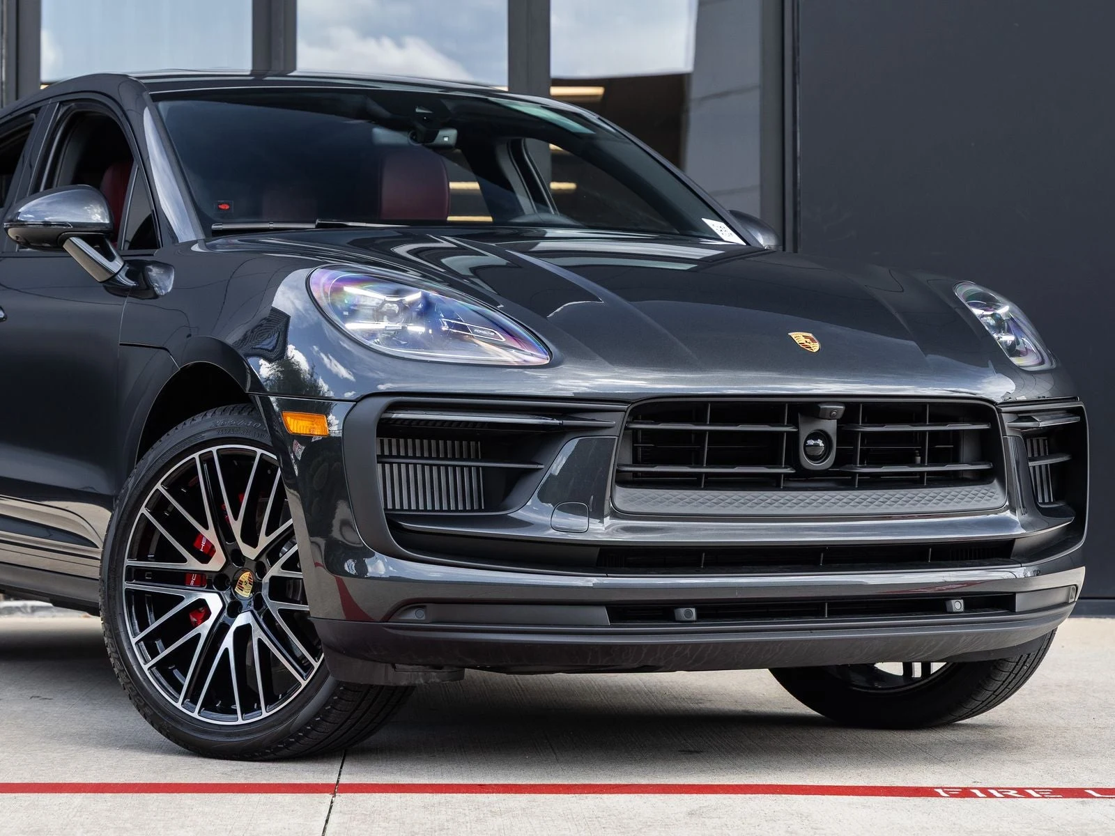 2026 Porsche Macan S (95B), 9/20