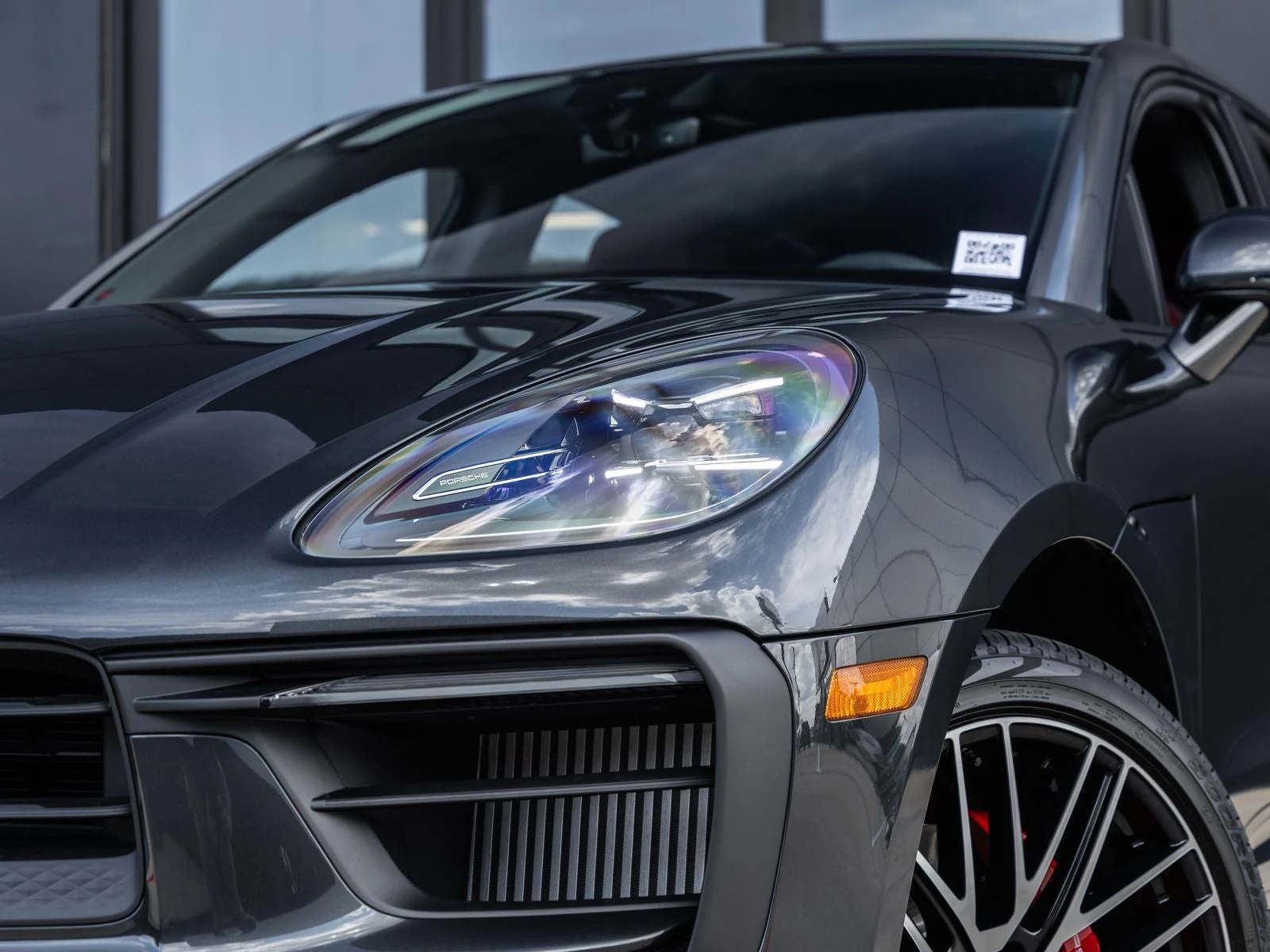 2026 Porsche Macan S (95B), 18/20