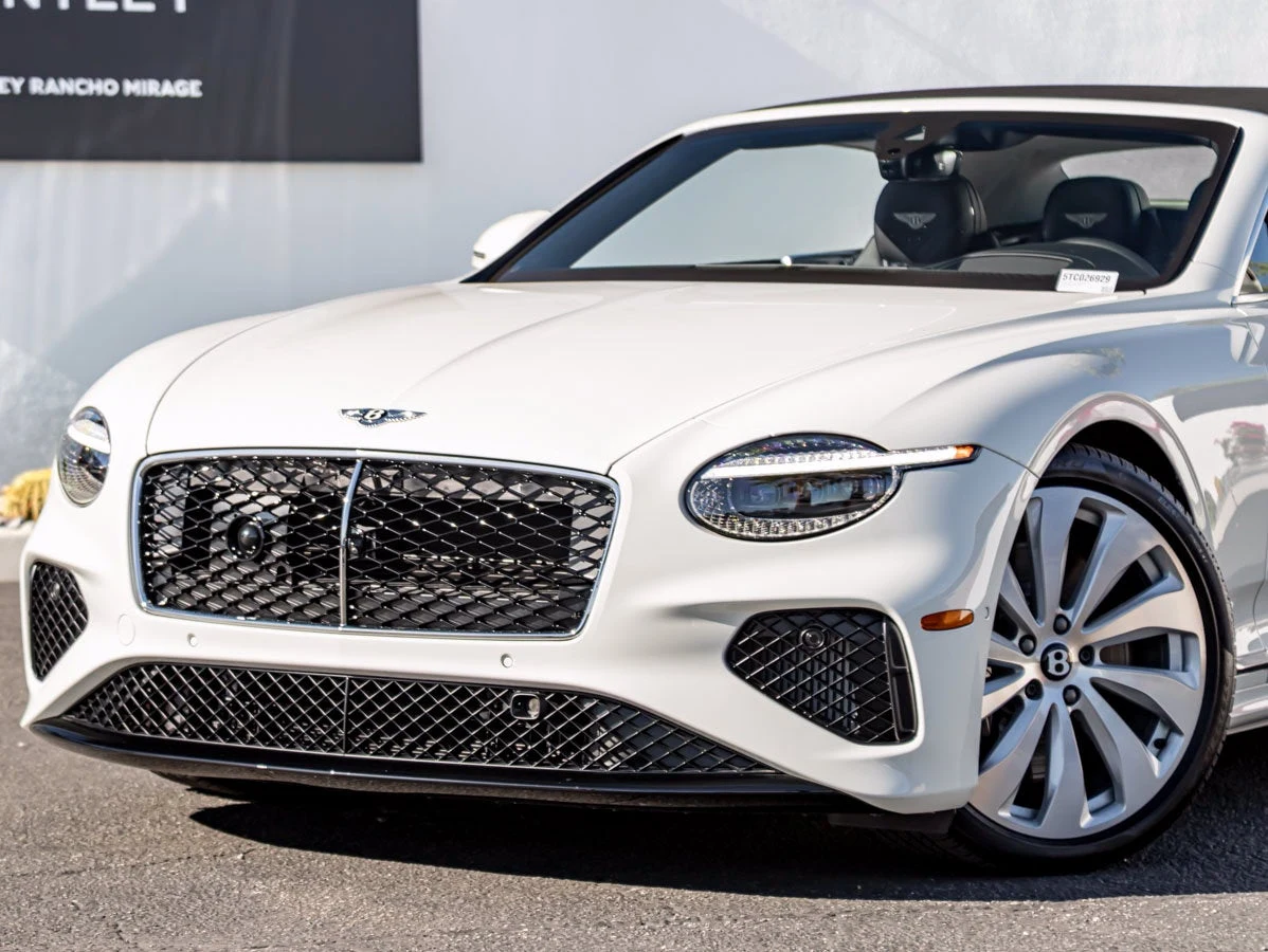 2026 Bentley Continental GTC V8 High Performance Hybrid (4th Generation), 7/20