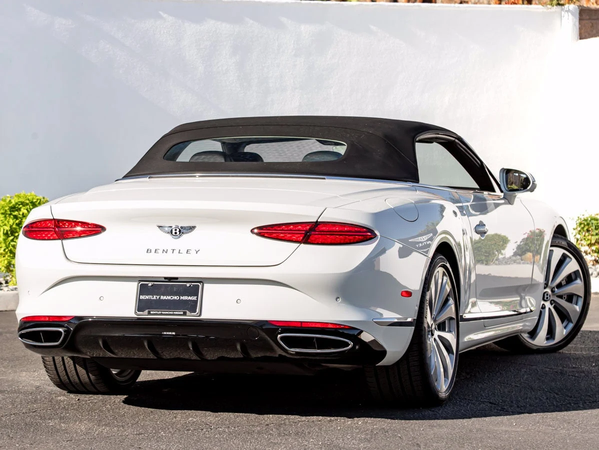2026 Bentley Continental GTC V8 High Performance Hybrid (4th Generation), 11/20