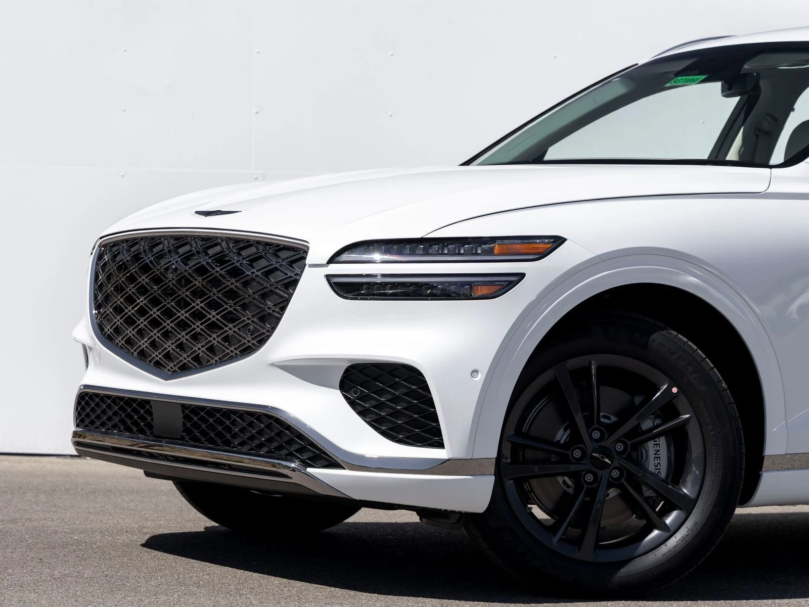 2027 Genesis GV70 2.5T Advanced (2024 Update), 2/20