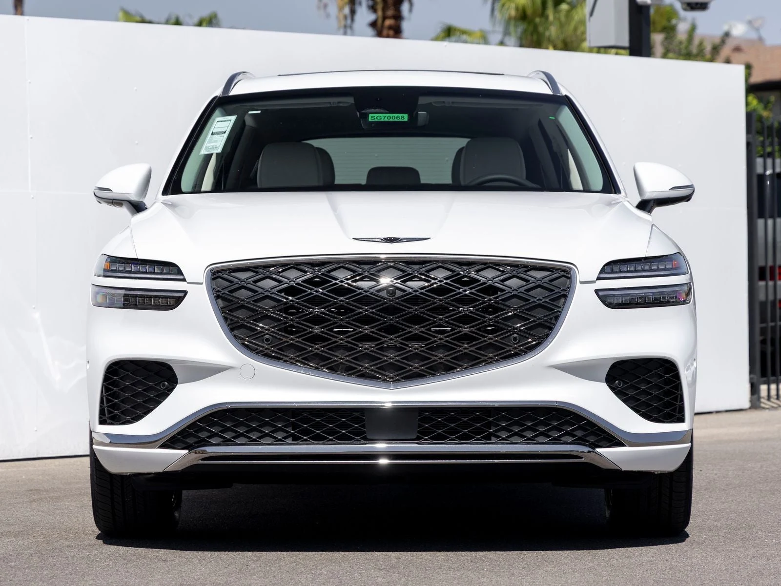 2027 Genesis GV70 2.5T Advanced (2024 Update), 3/20