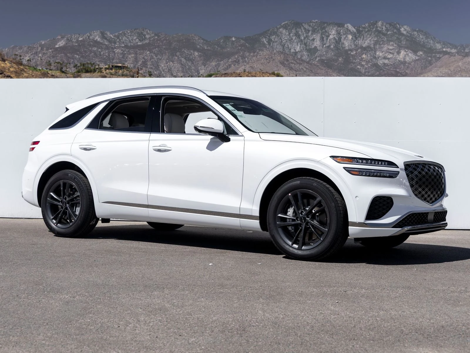 2027 Genesis GV70 2.5T Advanced (2024 Update), 8/20