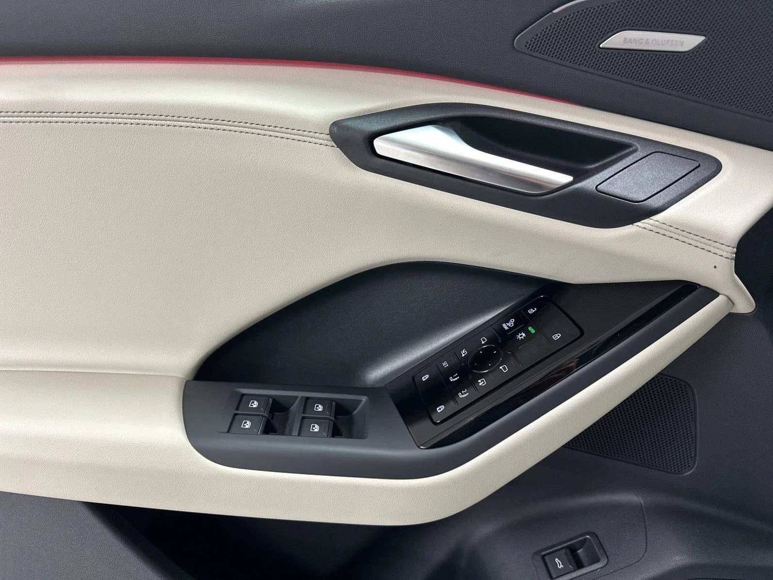 2027 Audi Q6 e-tron Premium Plus, 10/20