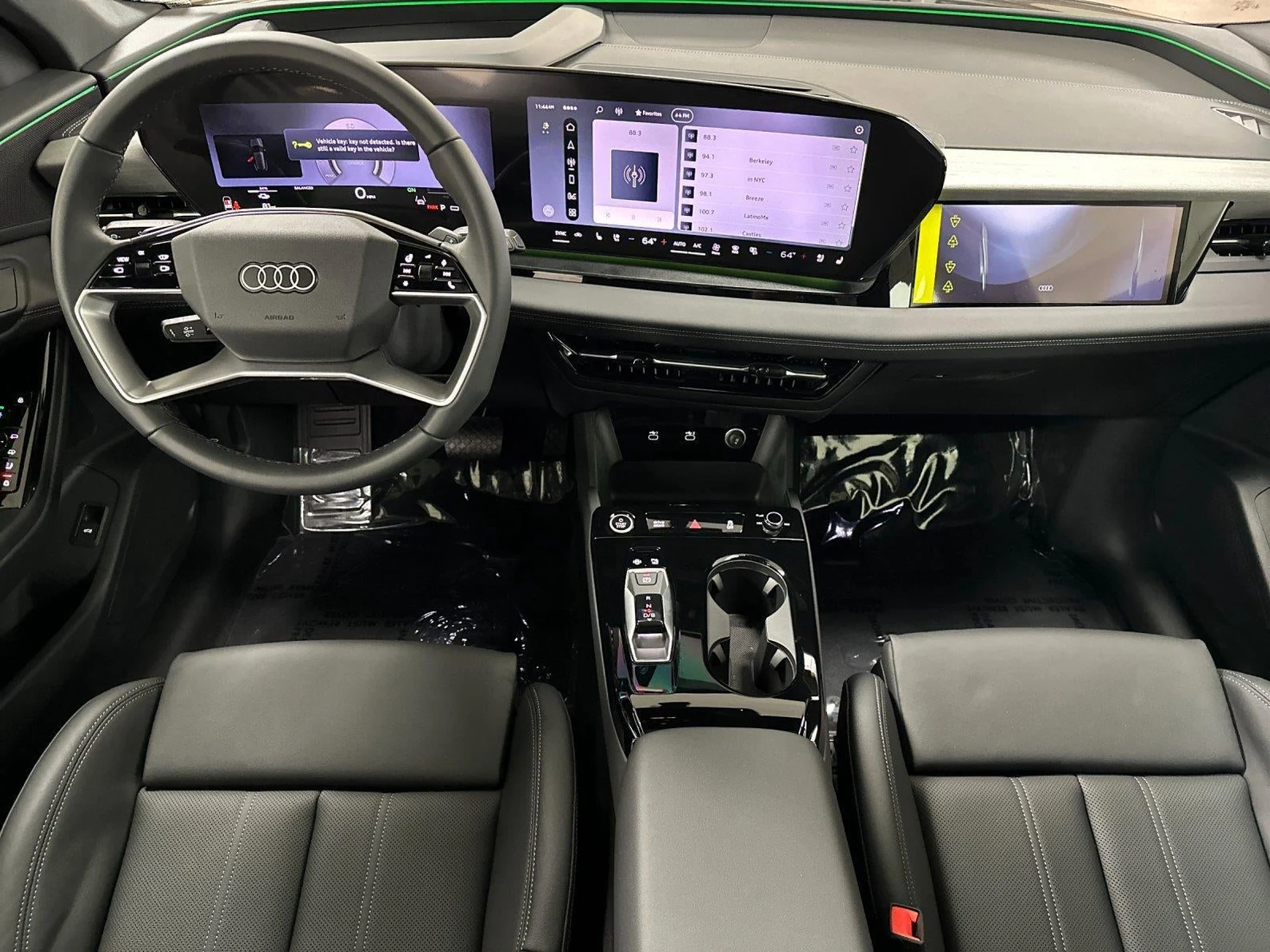 2027 Audi Q6 e-tron Premium Plus, 12/20