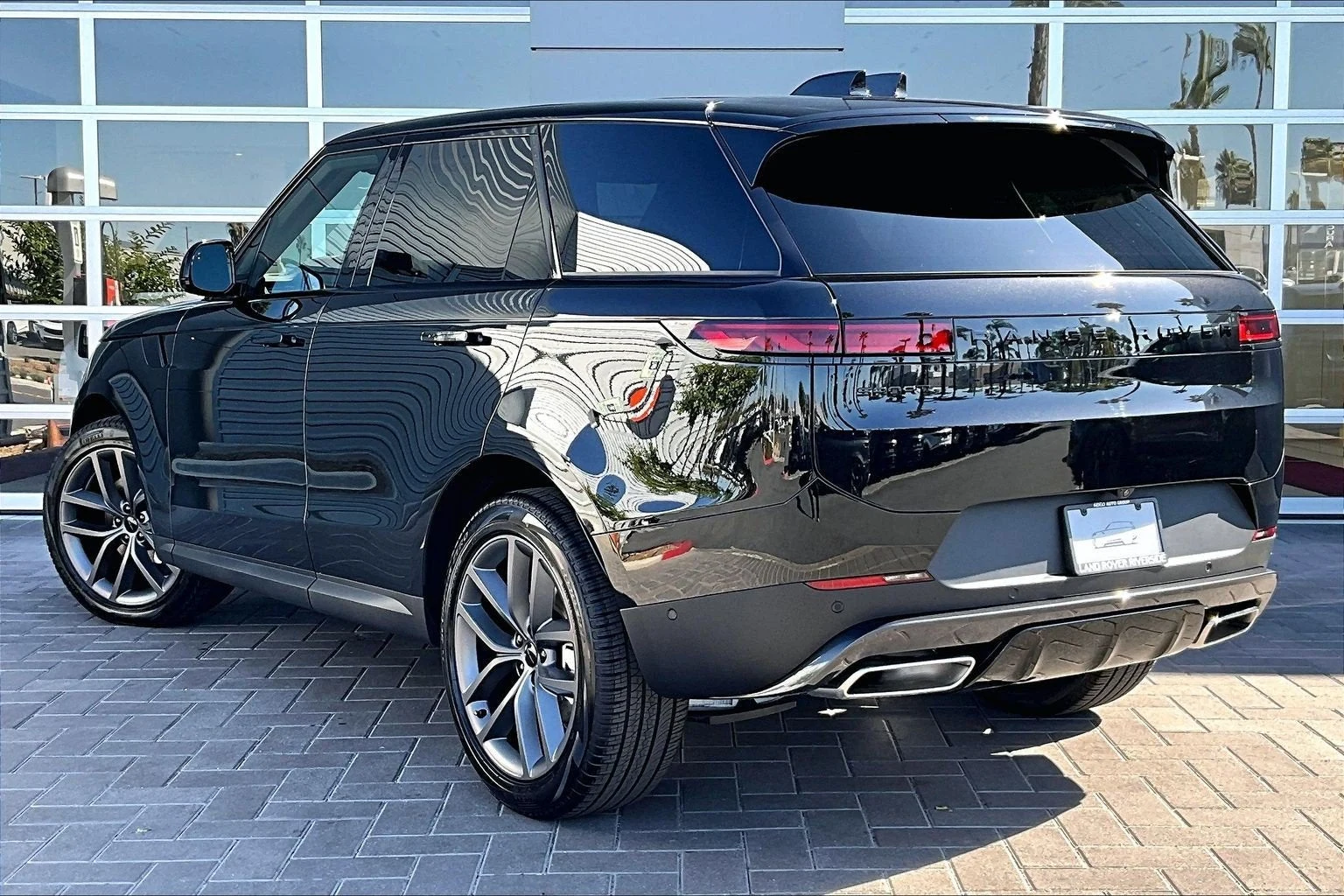 2027 Land Rover Range Rover Sport SE (L461), 3/13
