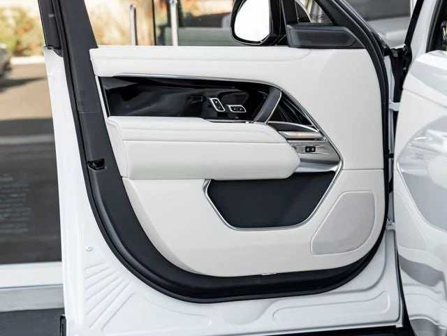 2027 Land Rover Range Rover SE LWB (L460), 12/20