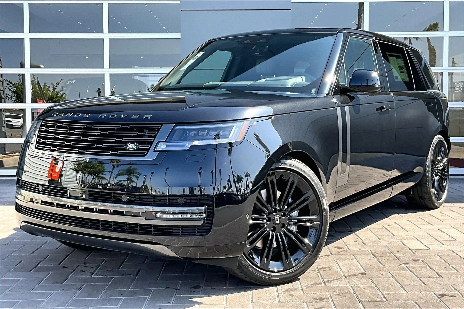 Land Rover Range Rover SE LWB (L460) · Santorini Black · Indigo Auto Group