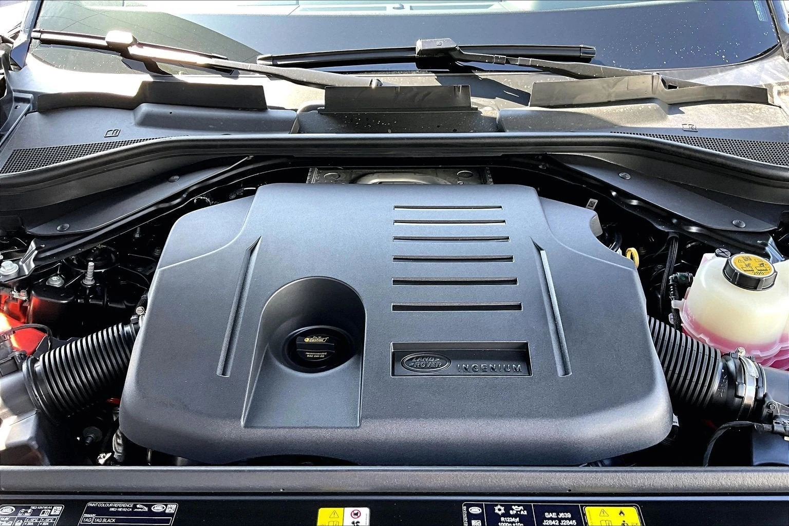 2027 Land Rover Range Rover SE LWB (L460), 12/15