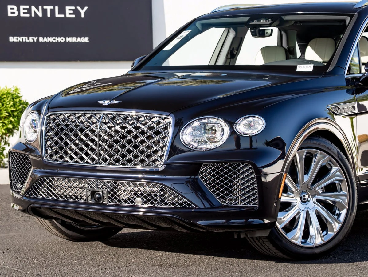 2027 Bentley Bentayga Artenara Edition V8, 6/20