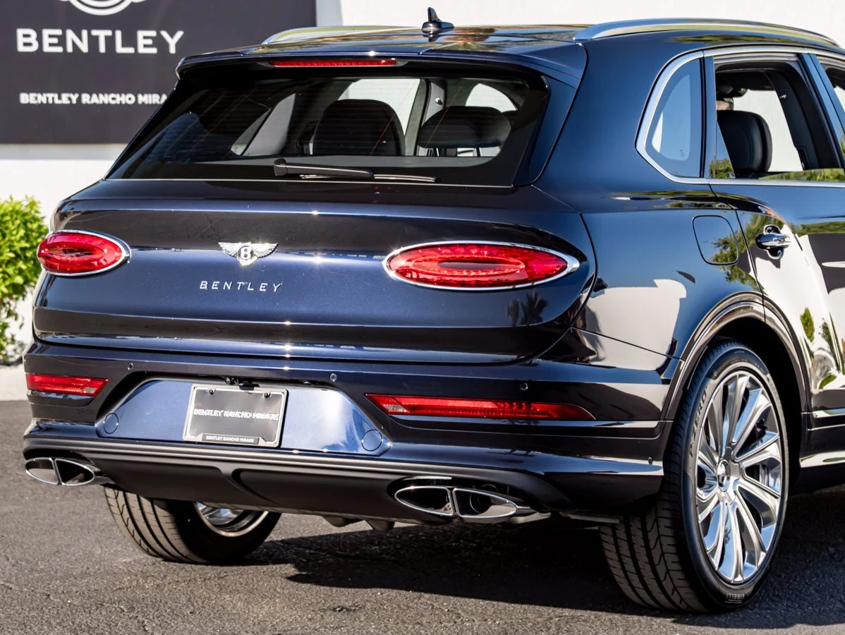 2027 Bentley Bentayga Artenara Edition V8, 10/20