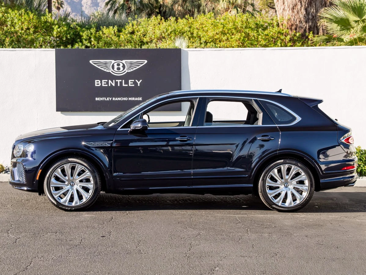 2027 Bentley Bentayga Artenara Edition V8, 13/20