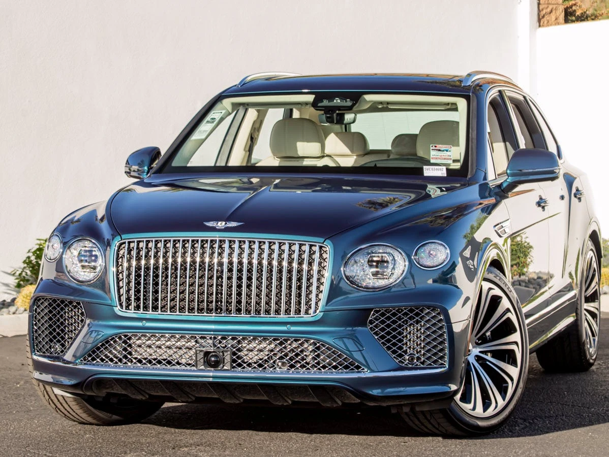 2027 Bentley Bentayga Azure V8, 5/20