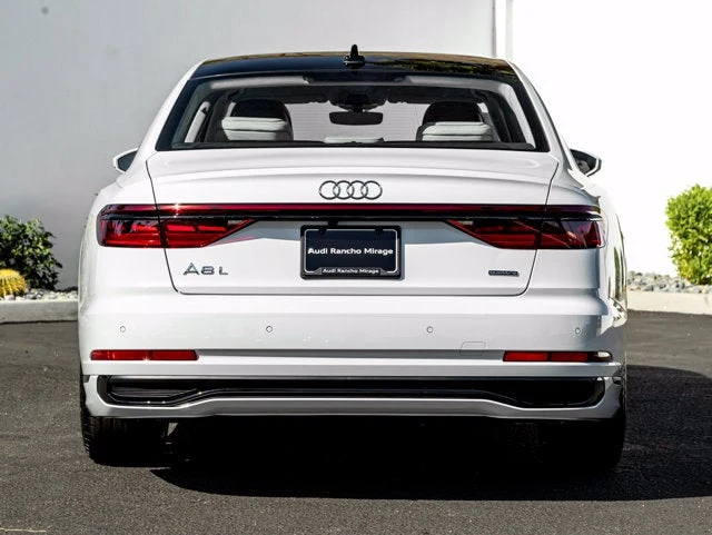 2027 Audi A8 L 55 quattro (D5), 9/20