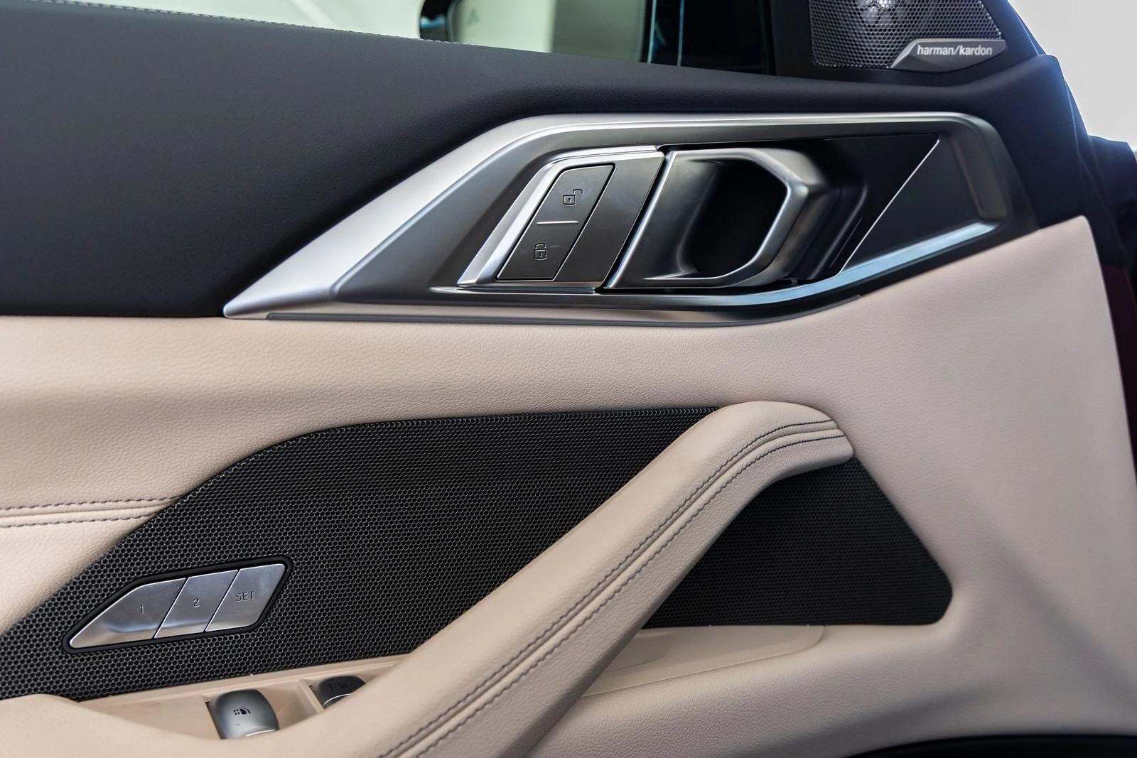 2027 BMW M440i Convertible (G23), 14/20