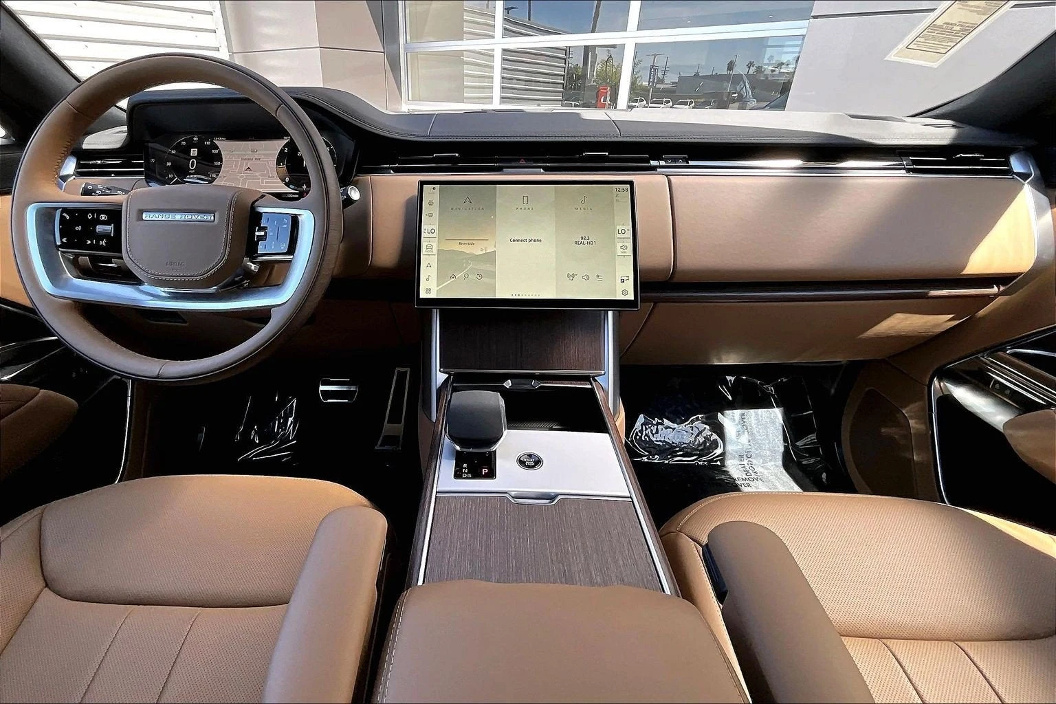2026 Land Rover Range Rover SE (L460), 5/14