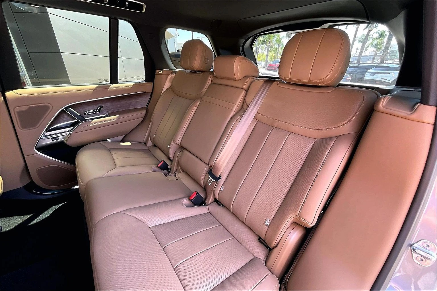 2026 Land Rover Range Rover SE (L460), 10/14