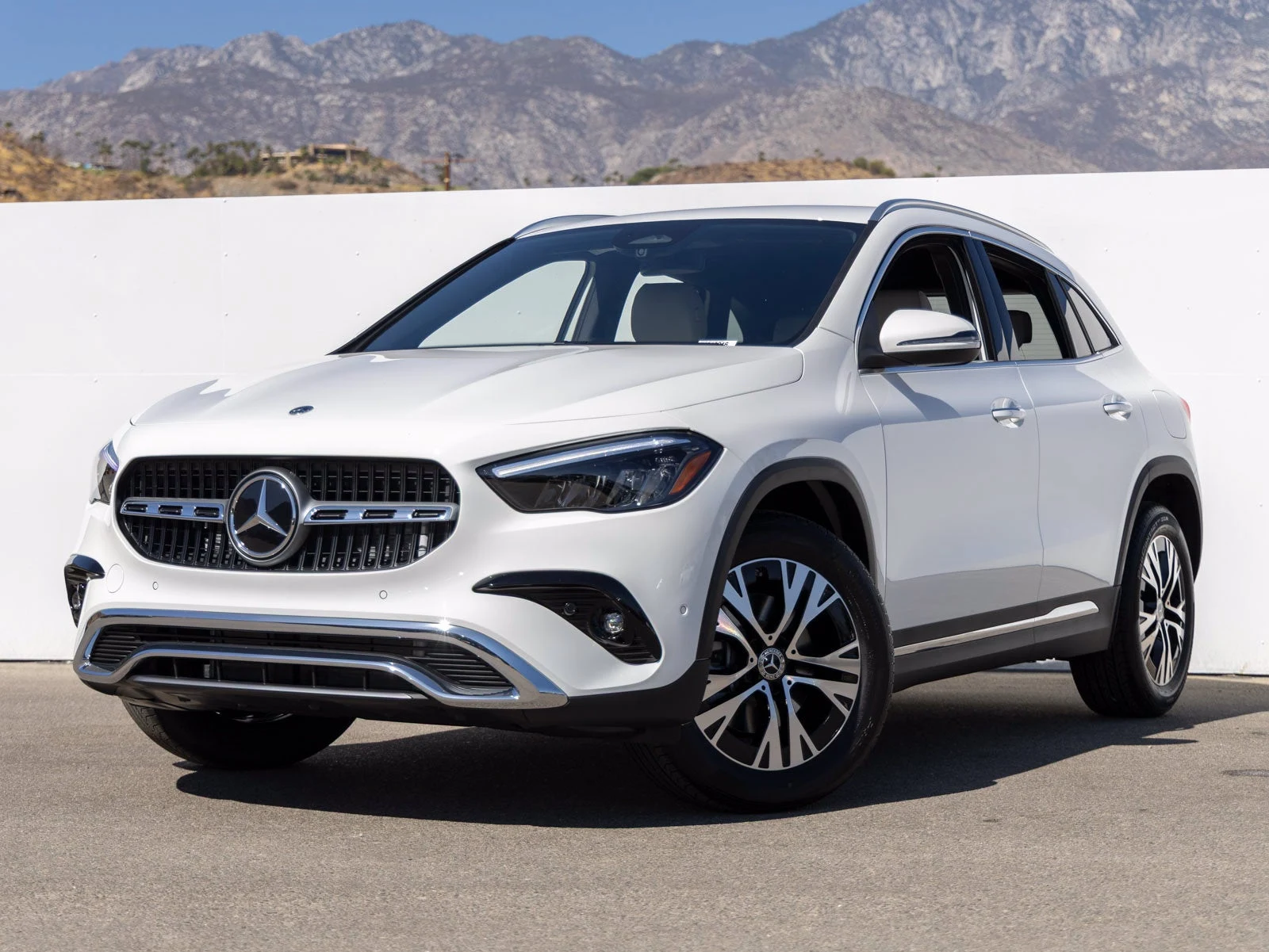 Mercedes-Benz GLA 250 (H247) · Polar White · Indigo Auto Group