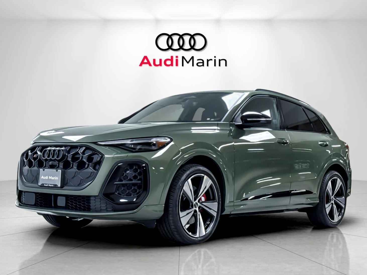 Audi SQ5 Premium Plus quattro (GU) · District Green Metallic · Indigo Auto Group