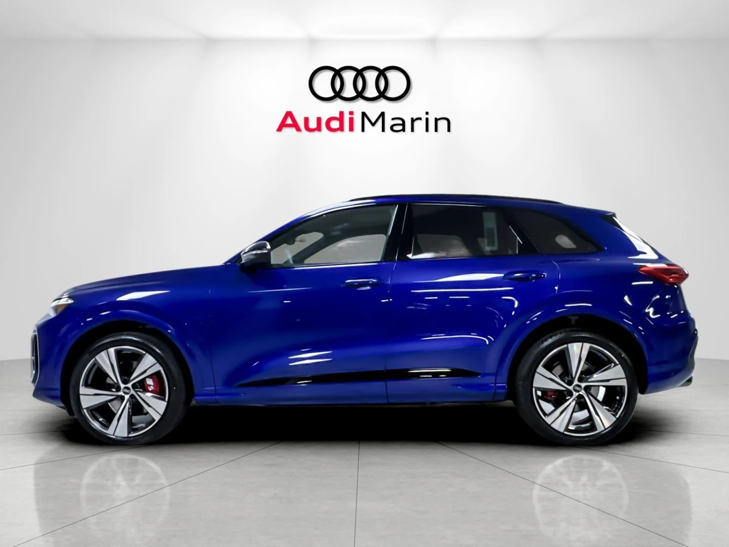 2026 Audi SQ5 Premium Plus quattro (GU), 2/20