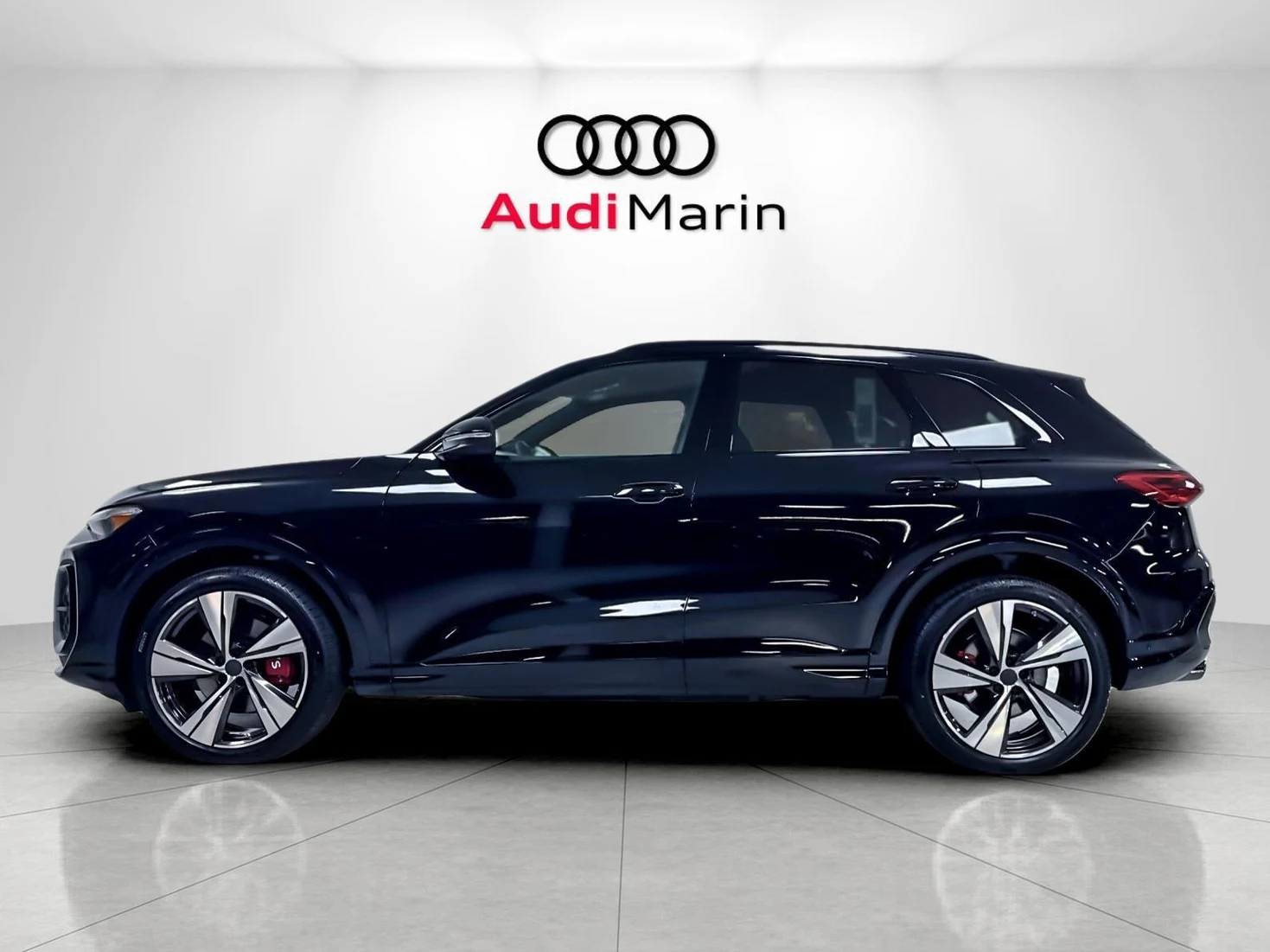 2026 Audi SQ5 Premium Plus quattro (GU), 2/20