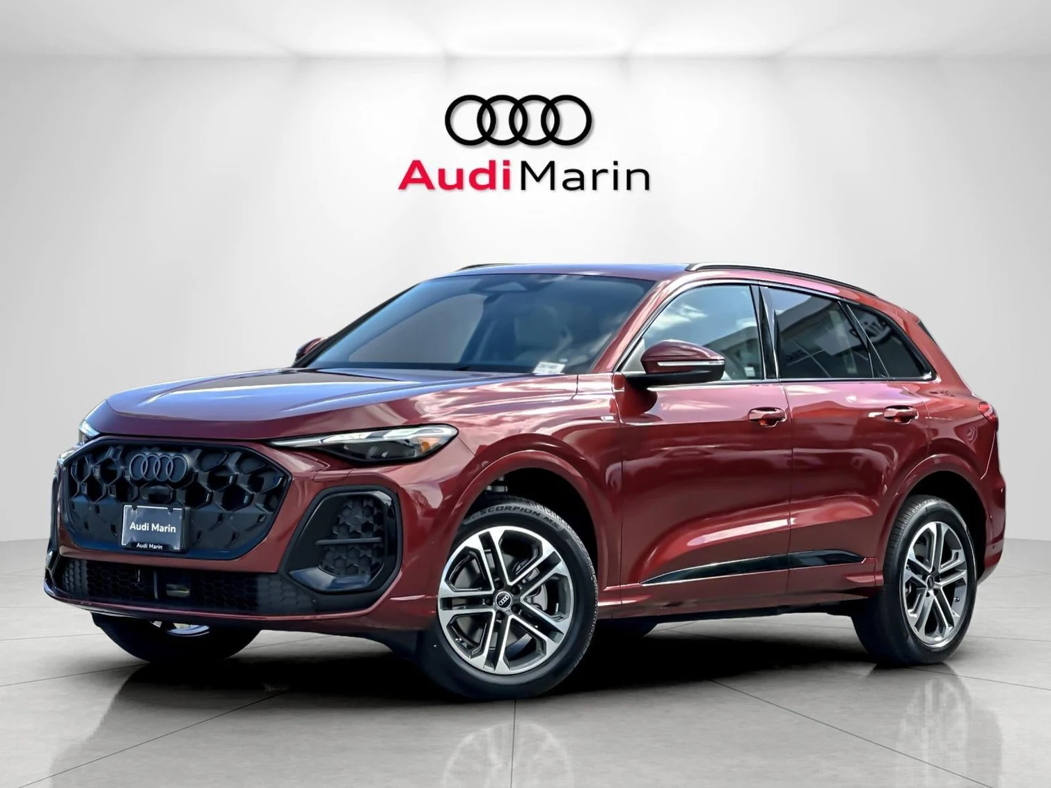 Audi Q5 Premium quattro (GU) · Grenadine Red Metallic · Indigo Auto Group