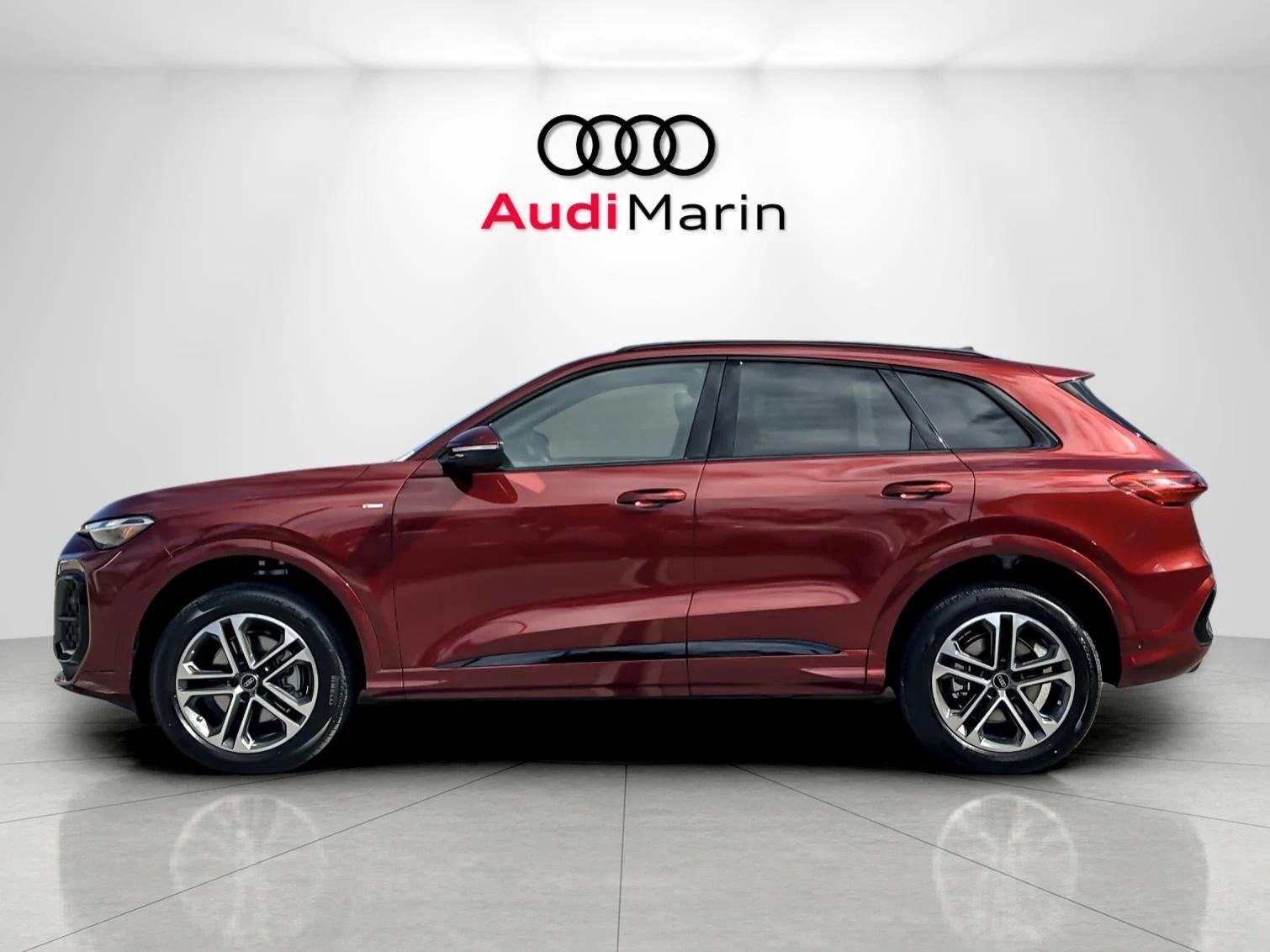 2026 Audi Q5 Premium quattro (GU), 2/20