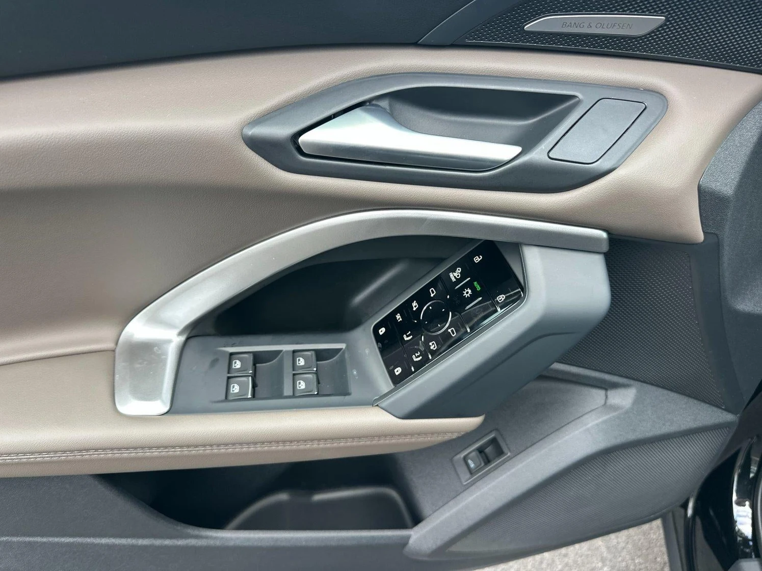 2026 Audi Q5 Premium Plus (GU), 10/20