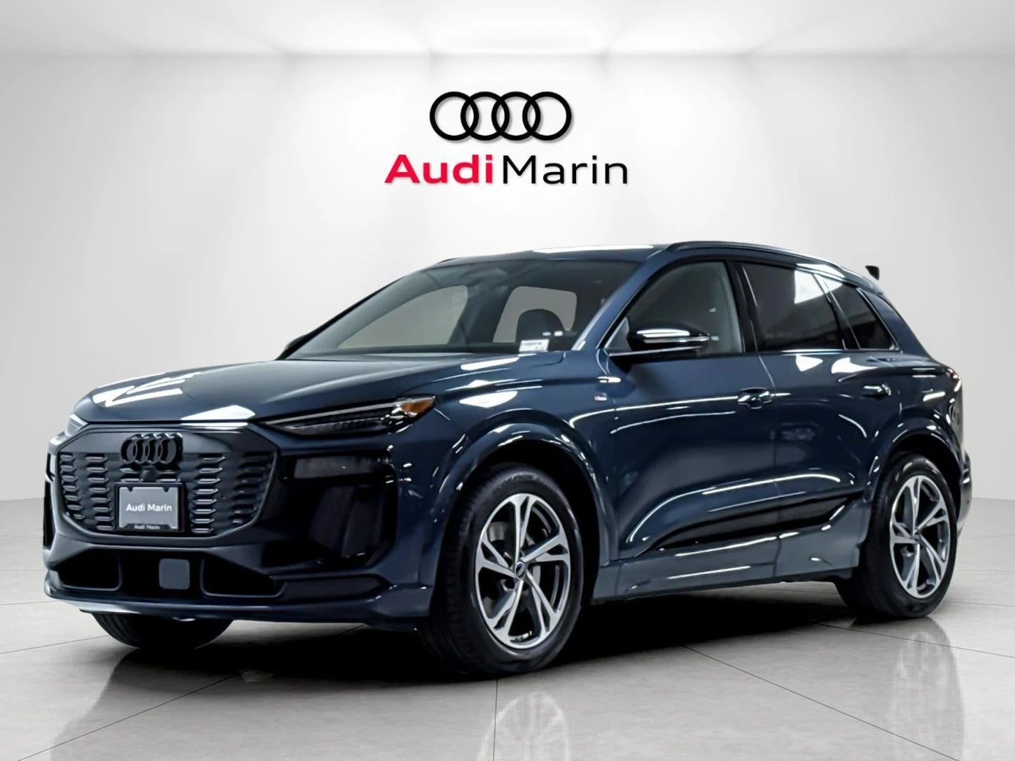 Audi Q6 e-tron Prestige · Plasma Blue Metallic · Indigo Auto Group