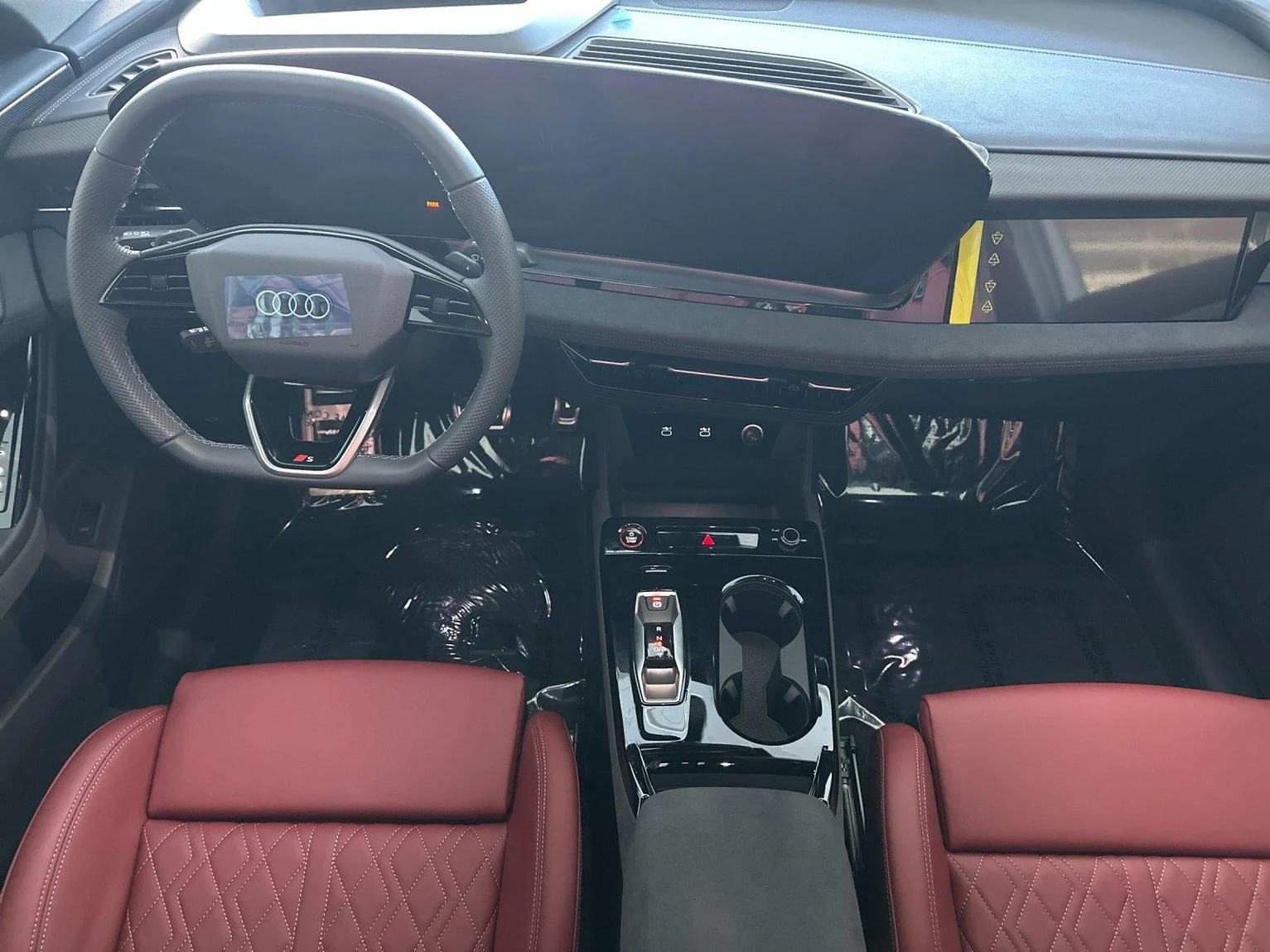 2027 Audi SQ6 e-tron Sportback Prestige, 12/20