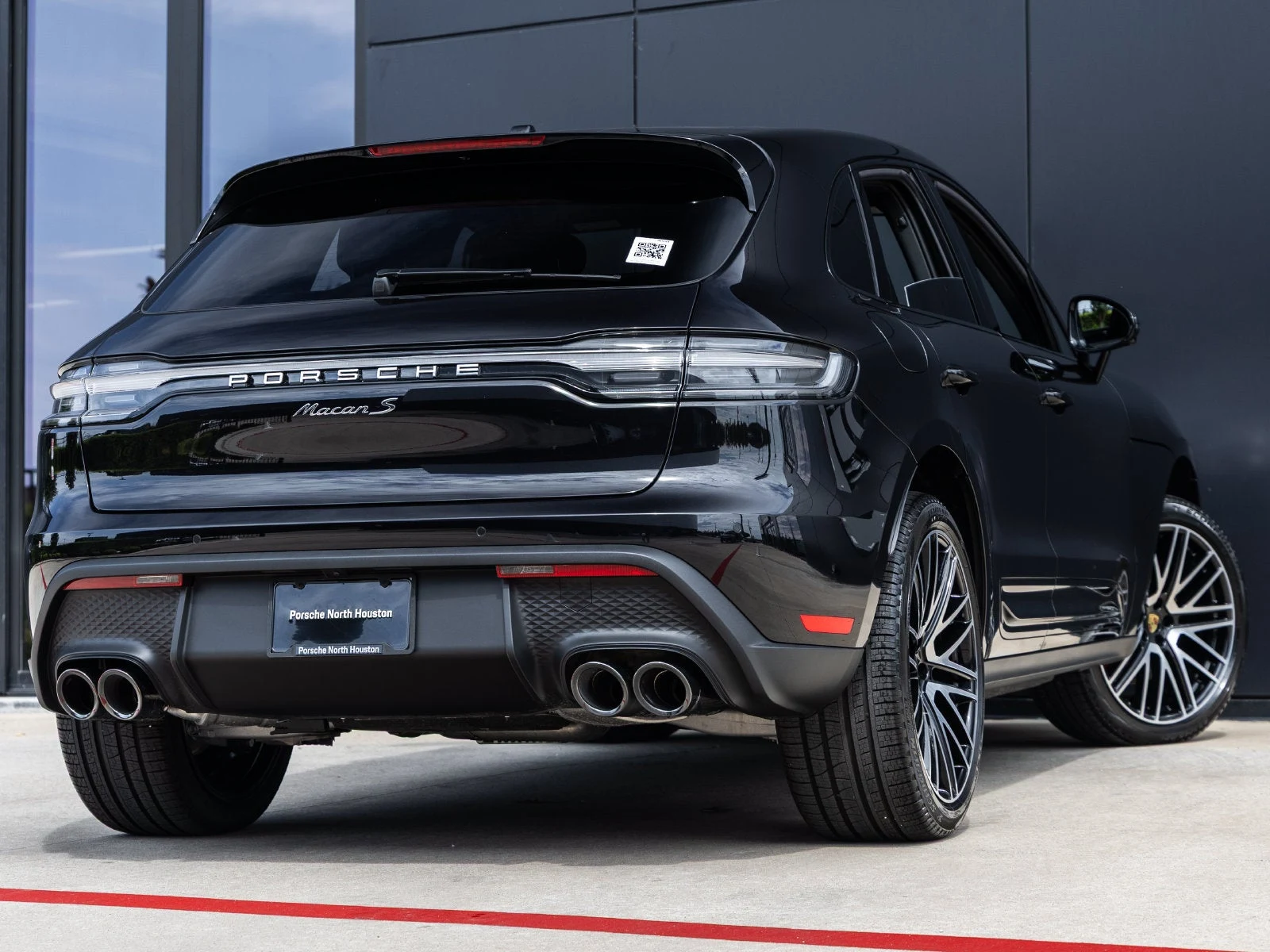 2026 Porsche Macan S (95B), 11/20