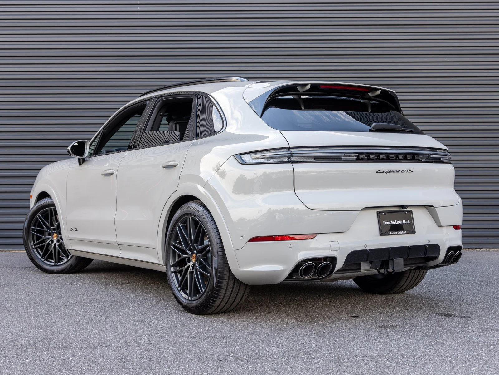 2026 Porsche Cayenne GTS (3rd Generation), 3/20
