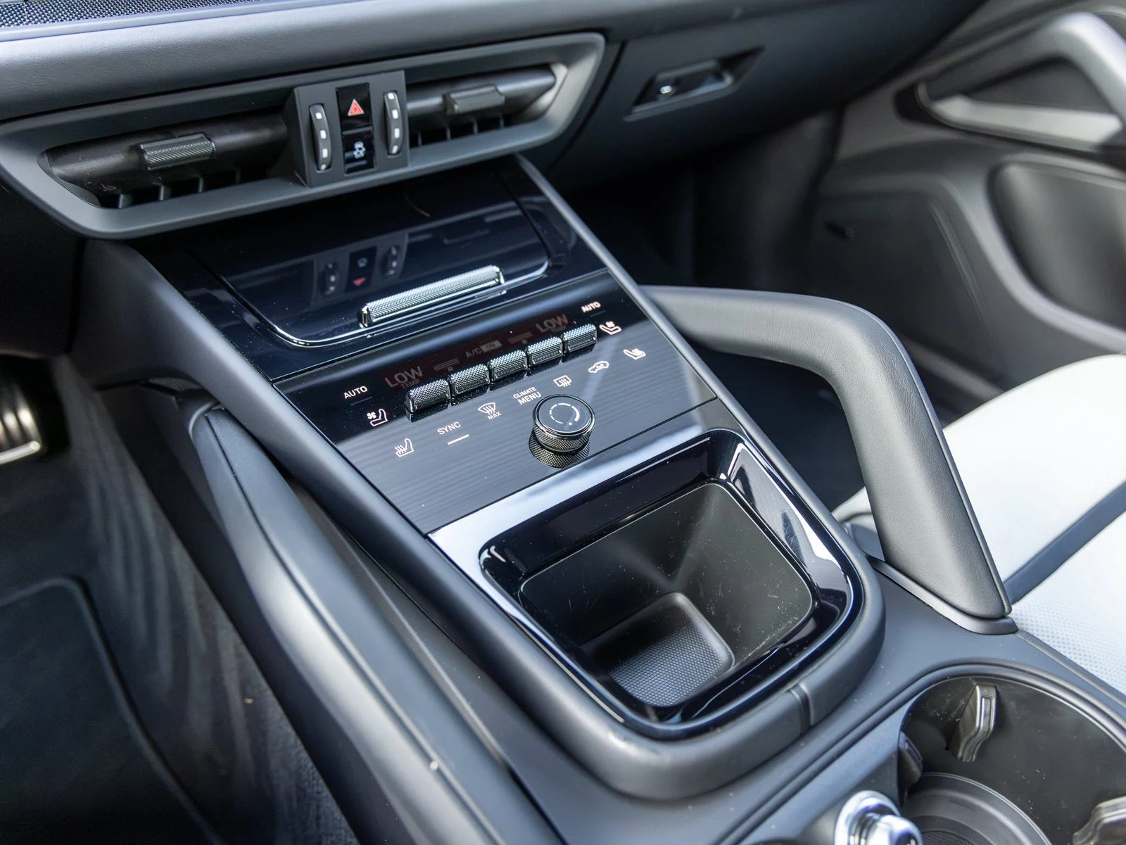 2026 Porsche Cayenne GTS (3rd Generation), 18/20