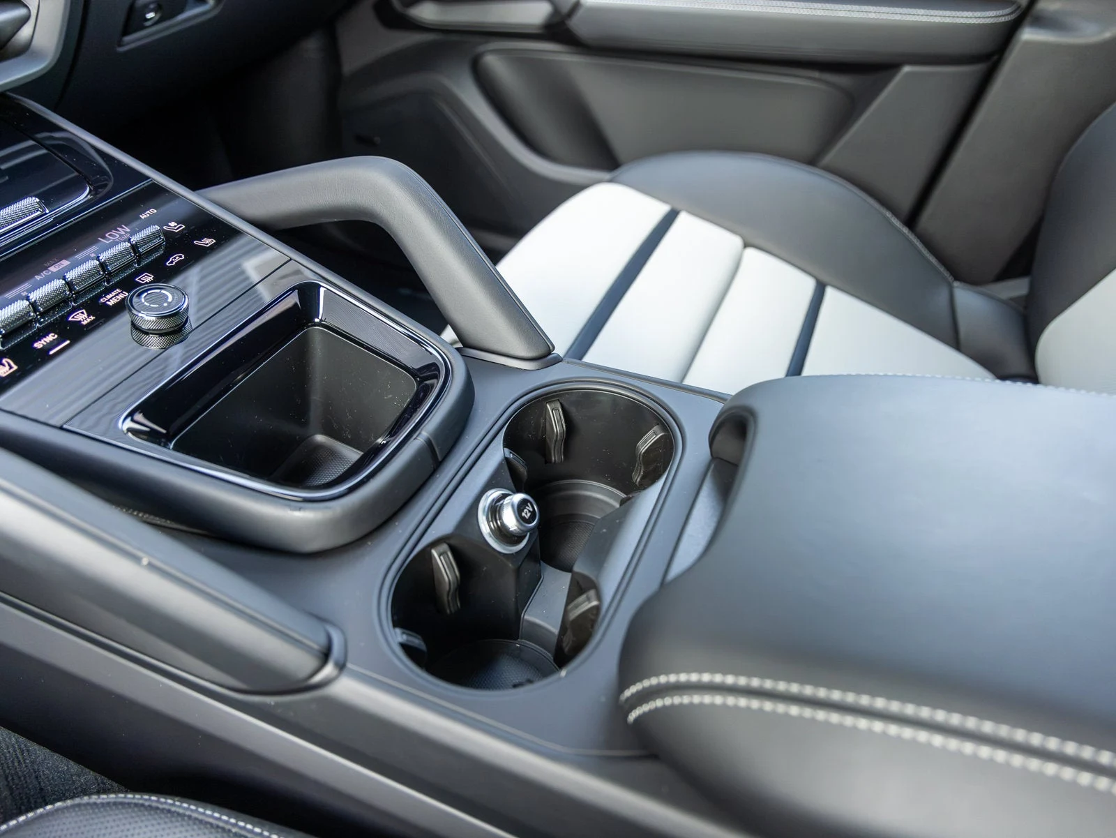 2026 Porsche Cayenne GTS (3rd Generation), 19/20