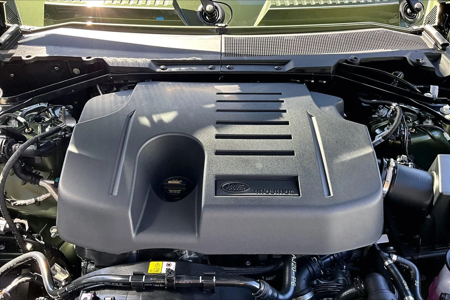 2026 Land Rover Defender 110 X-Dynamic SE (L663), 11/14