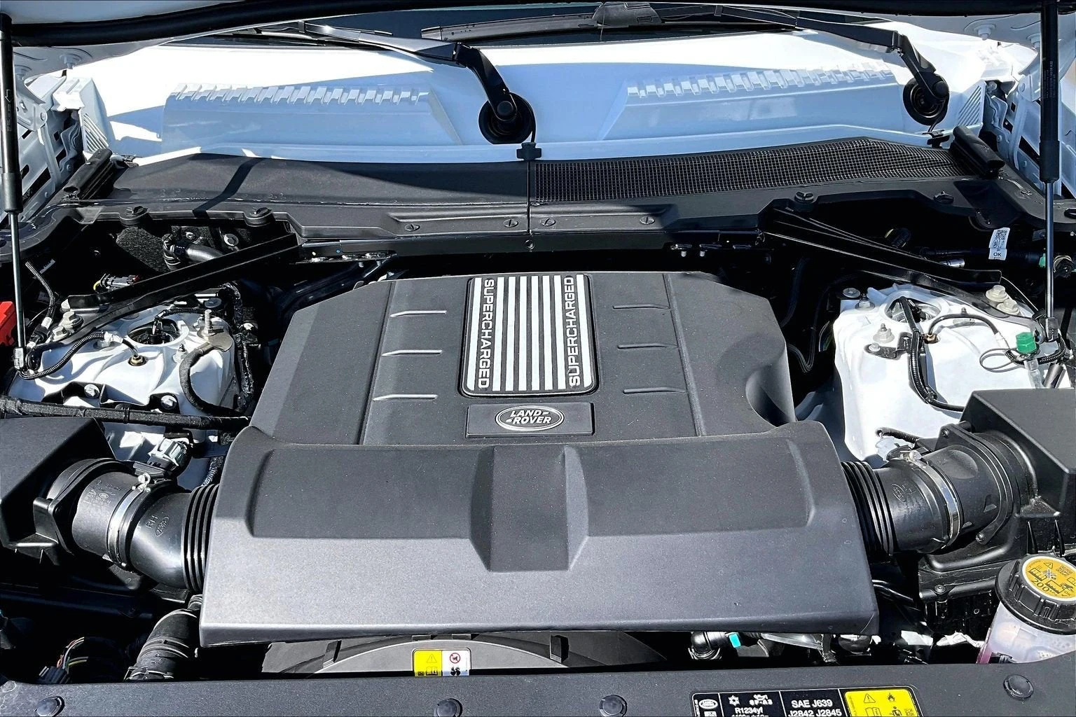 2026 Land Rover Defender 130 V8 (L663), 12/15