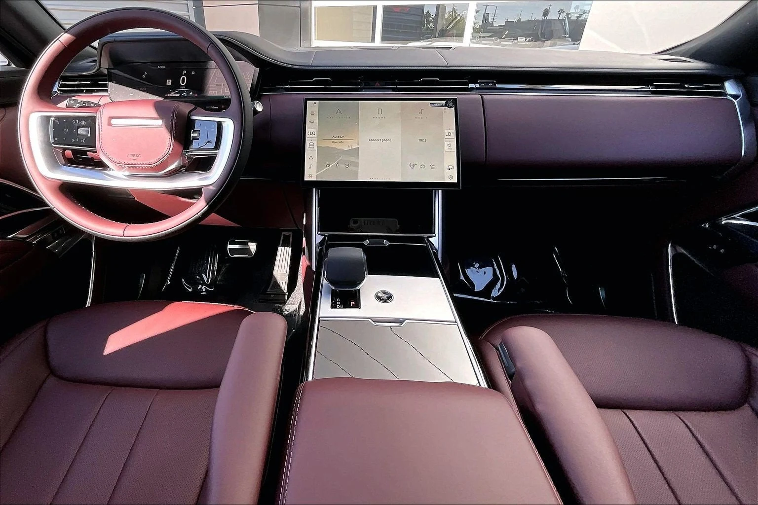 2026 Land Rover Range Rover SE (L460), 5/14