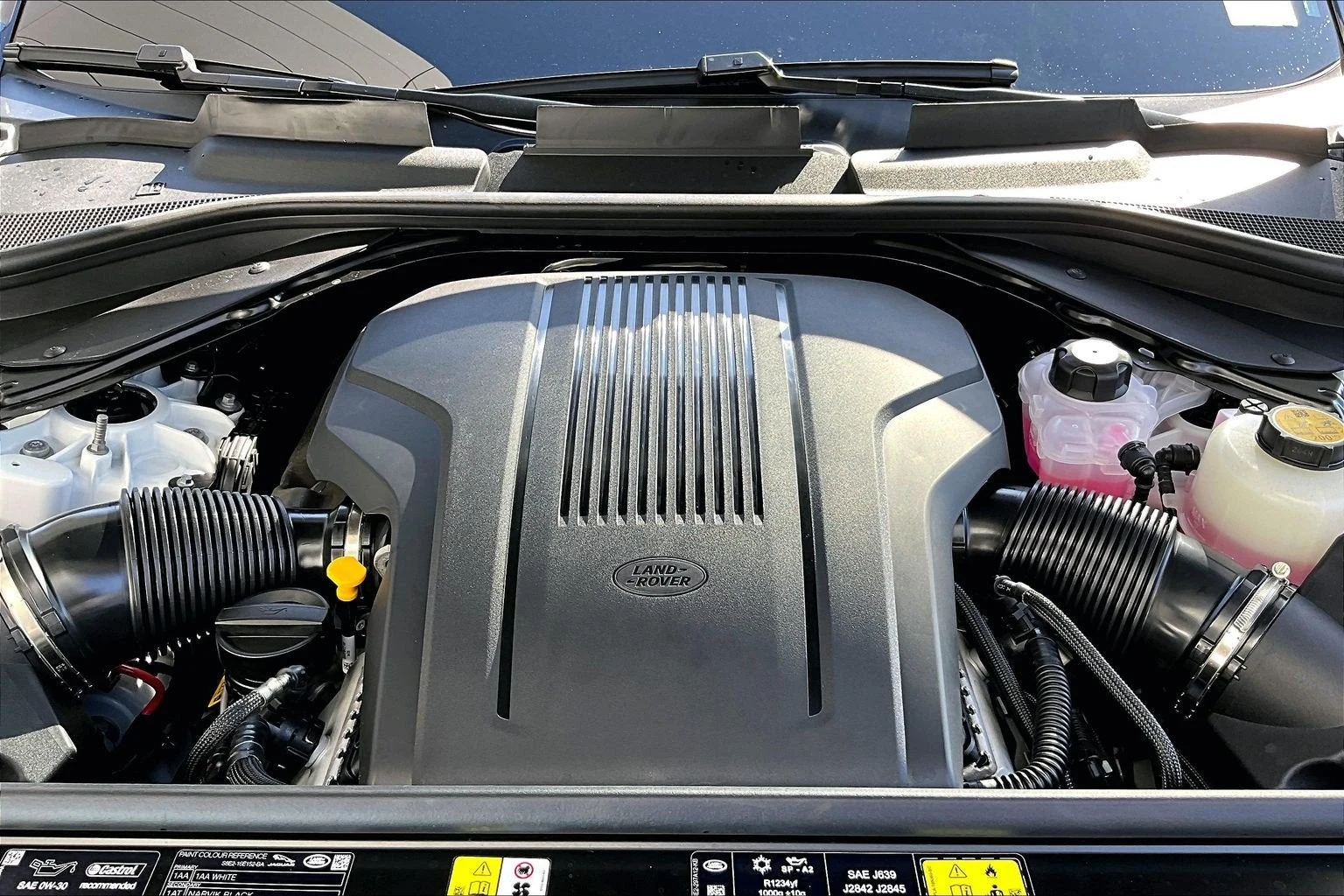 2026 Land Rover Range Rover SE (L460), 11/14