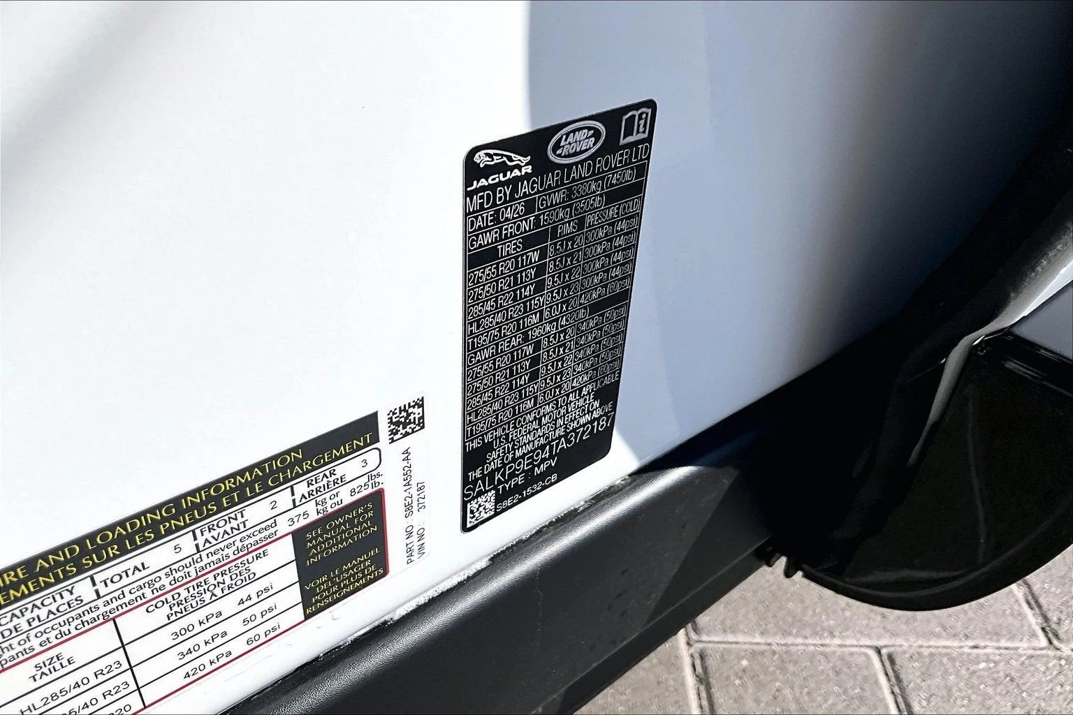 2026 Land Rover Range Rover SE (L460), 13/14