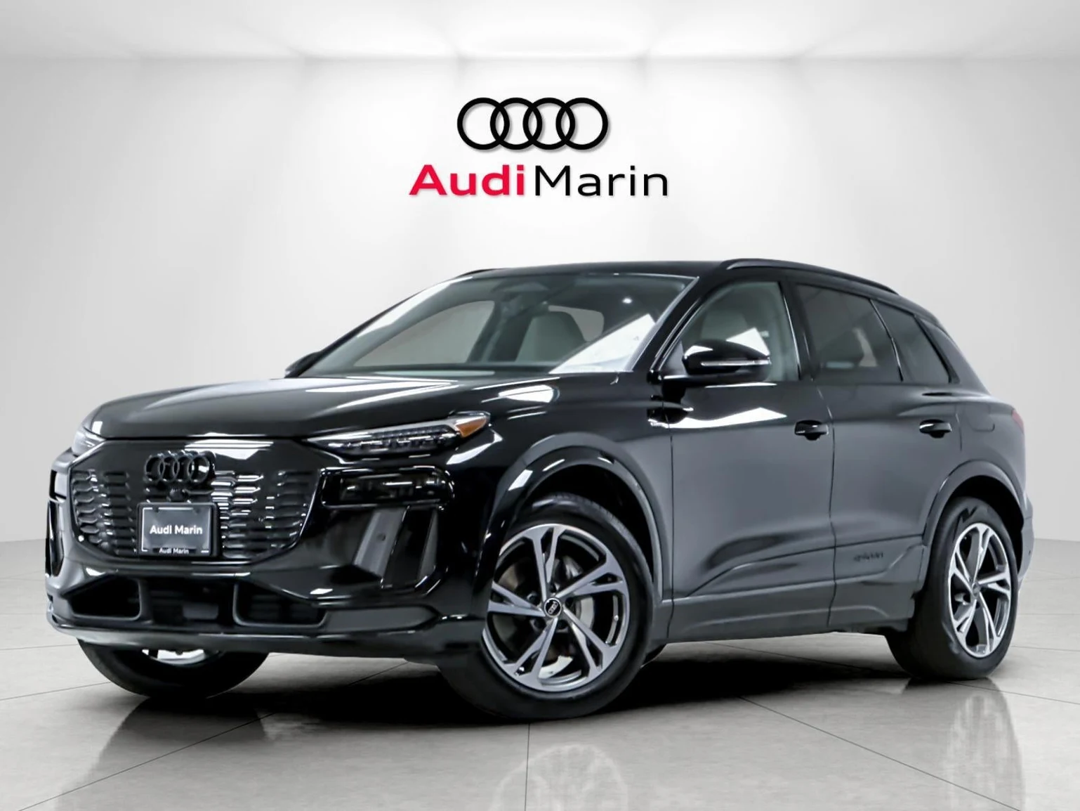 Audi Q6 e-tron Premium Plus · Mythos Black Metallic · Indigo Auto Group