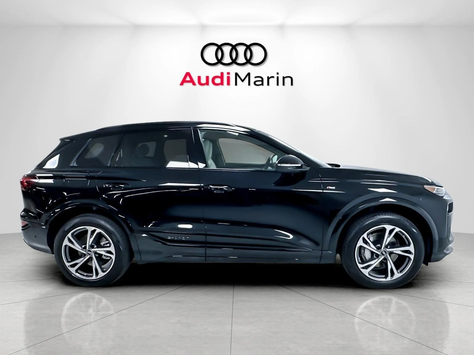 2027 Audi Q6 e-tron Premium Plus, 6/20