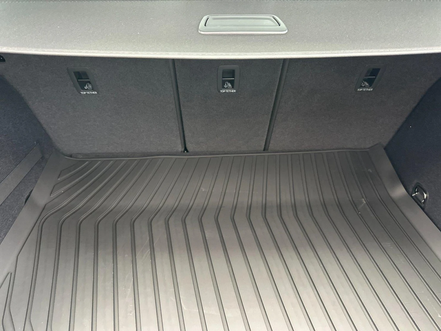 2027 Audi Q6 e-tron Premium Plus, 14/20