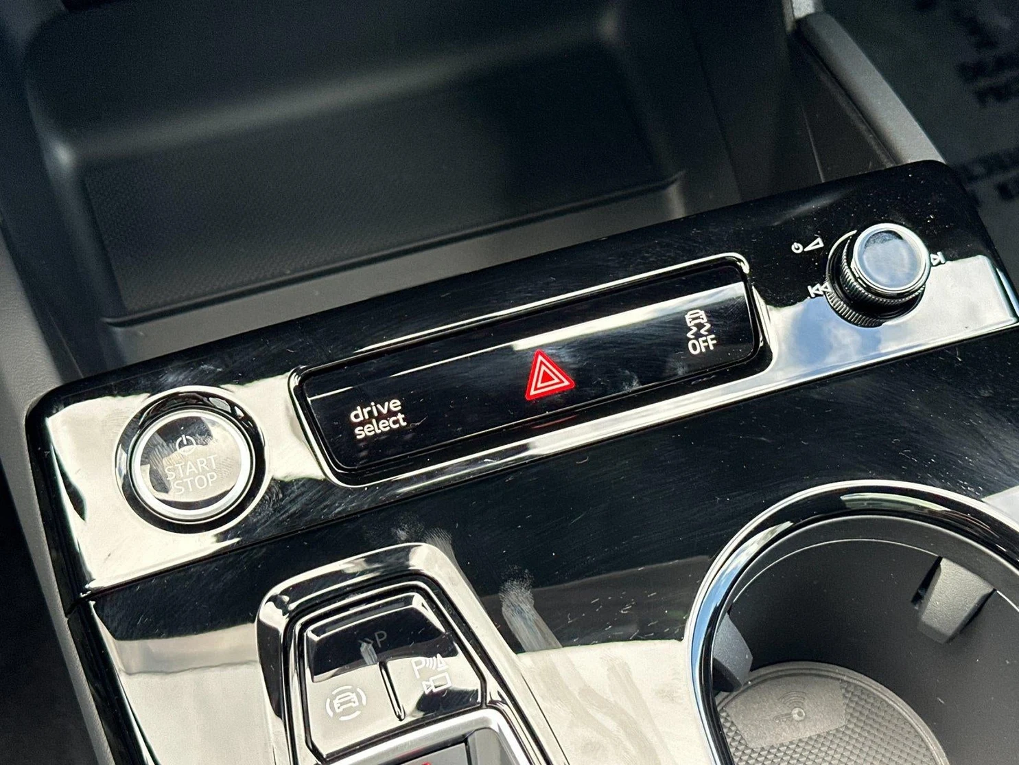 2027 Audi Q6 e-tron Premium Plus, 20/20