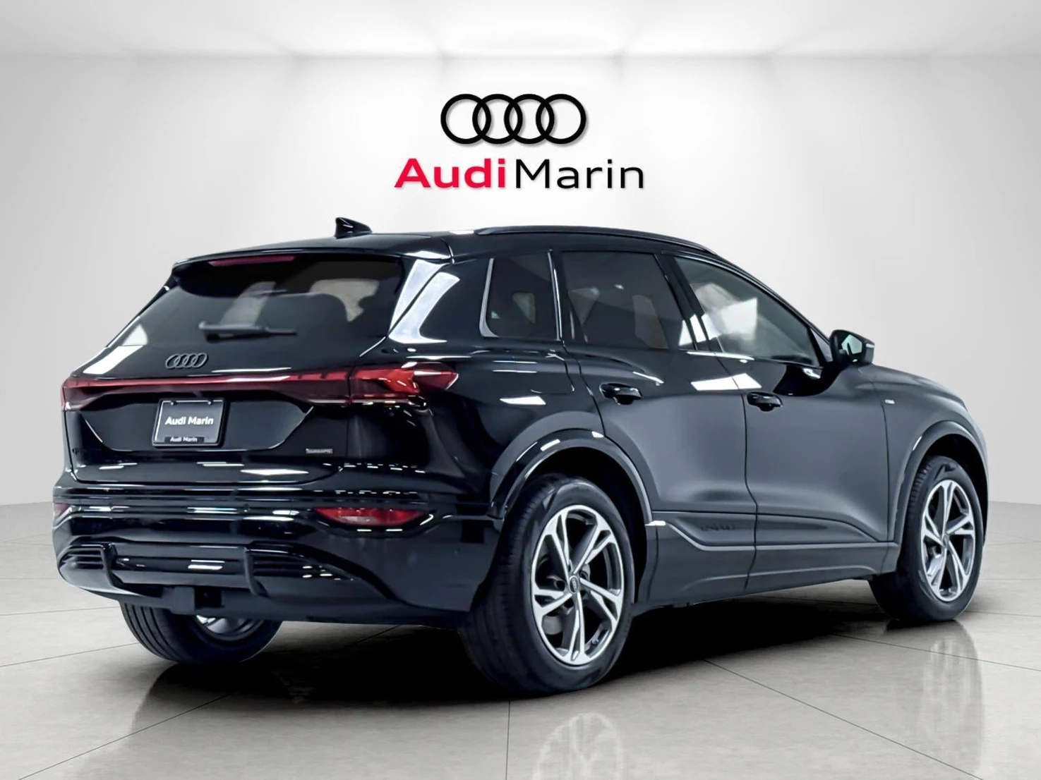2027 Audi Q6 e-tron Premium Plus, 5/20