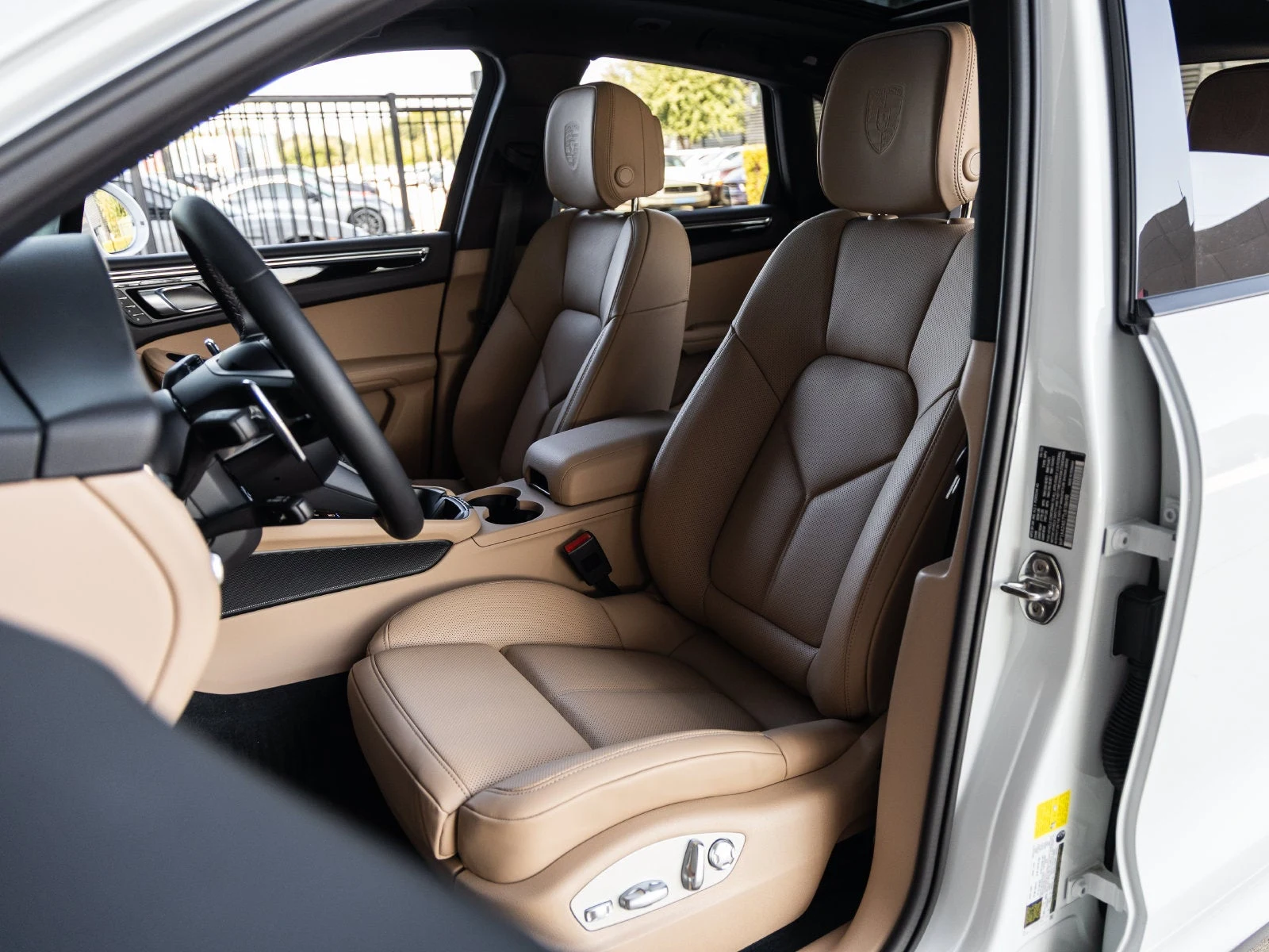 2026 Porsche Macan (95B), 5/20
