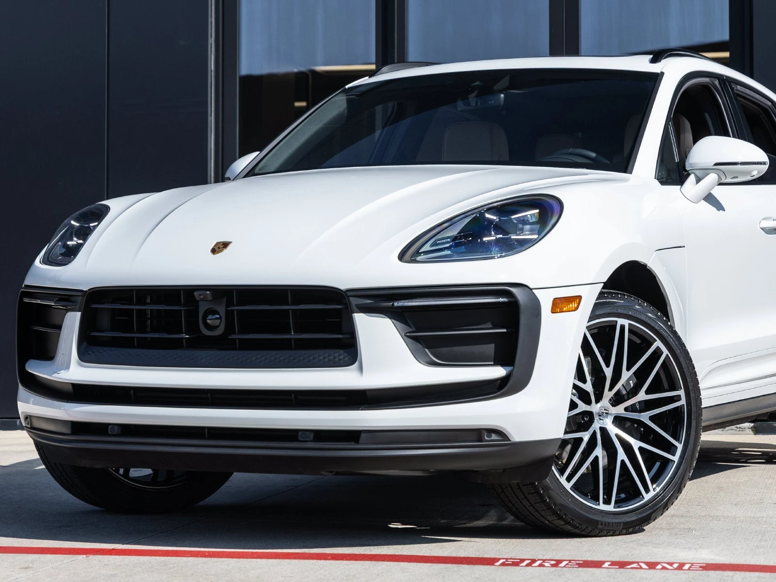 2026 Porsche Macan (95B), 7/20